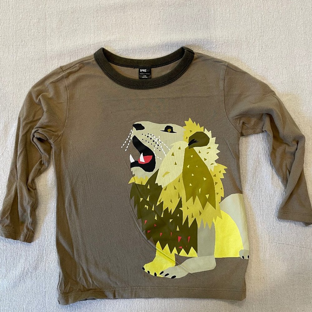 Boutique Lion Tee